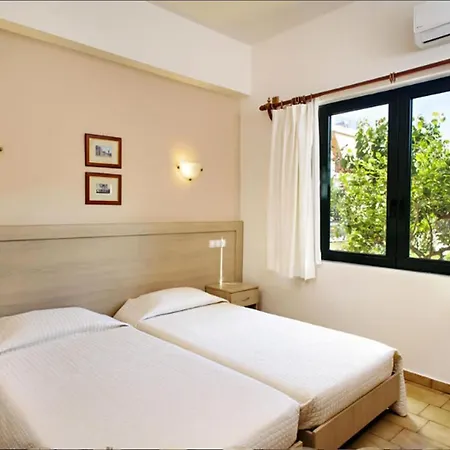 Lili Apartments,Oasis 2,5 Km From Hania Center Parigoria Exterior photo