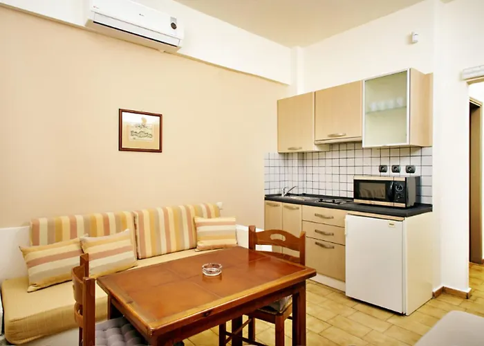 Lili Apartments,Oasis 2,5 Km From Hania Center