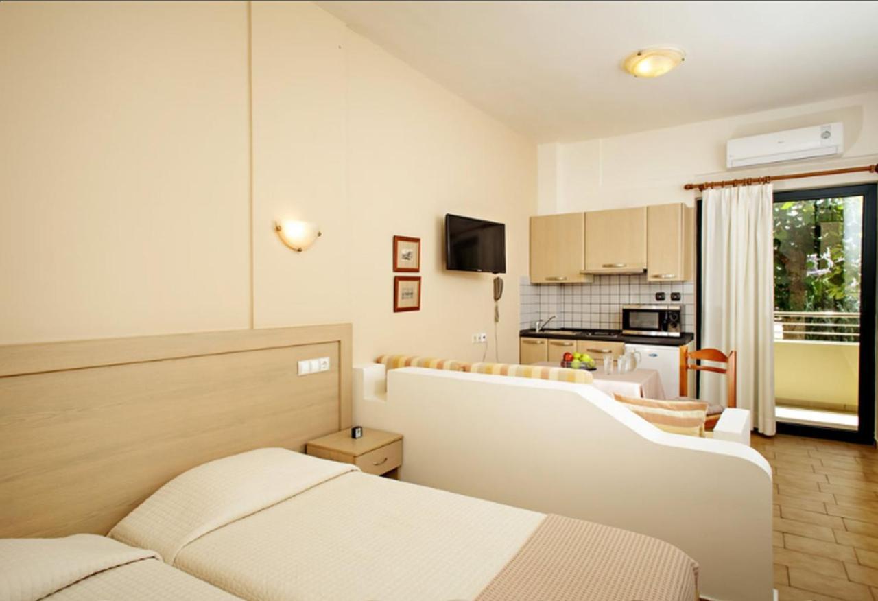 Lili Apartments,oasis 2,5 Km From Hania Center Apartment